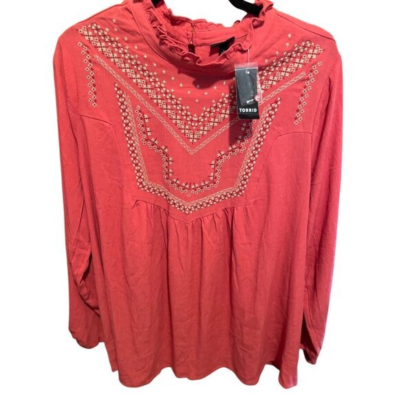 Torrid Women's Embroidered Red Long Sleeve Blouse Size 1 Rayon - Picture 1 of 7
